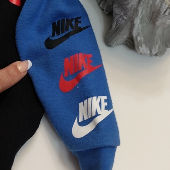 Nike One Piece Hooded Jogger Outfit - Picture 2 of 5